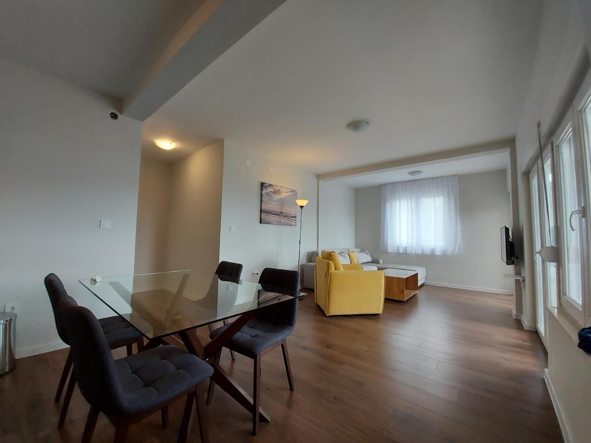Halcon Apartments Kotor Luaran gambar