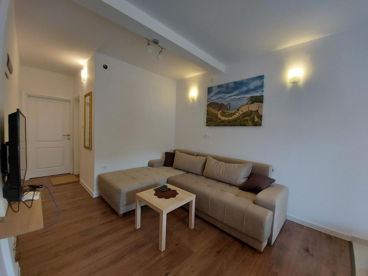 Halcon Apartments Kotor Luaran gambar