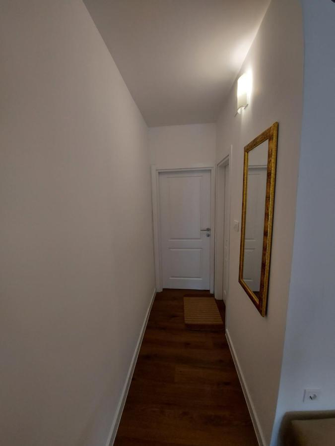Halcon Apartments Kotor Luaran gambar